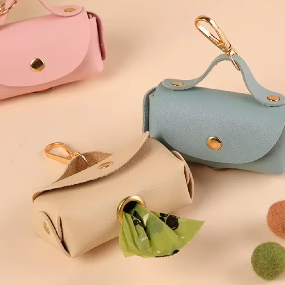 Poopé Pouch + 120 FREE Bags